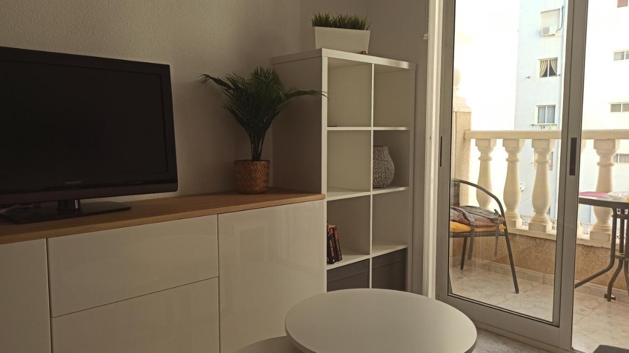 Apartment Only 250M From The Beach Los Locos Torrevieja Luaran gambar
