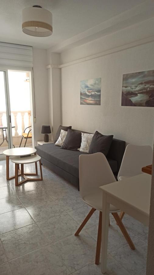 Apartment Only 250M From The Beach Los Locos Torrevieja Luaran gambar